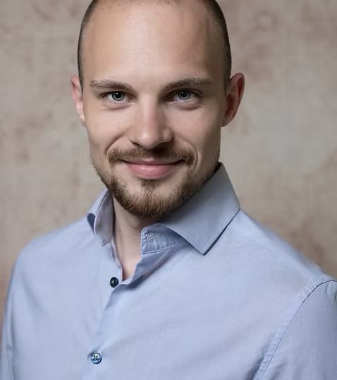 Alexander Gixt, Physiotherapeut